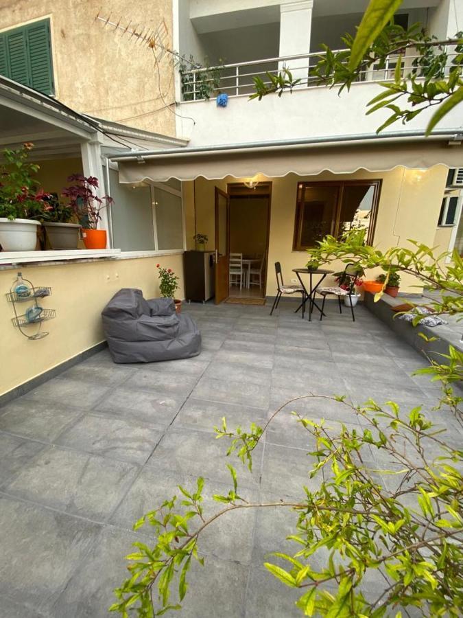 Saranda Beach Apartment エクステリア 写真
