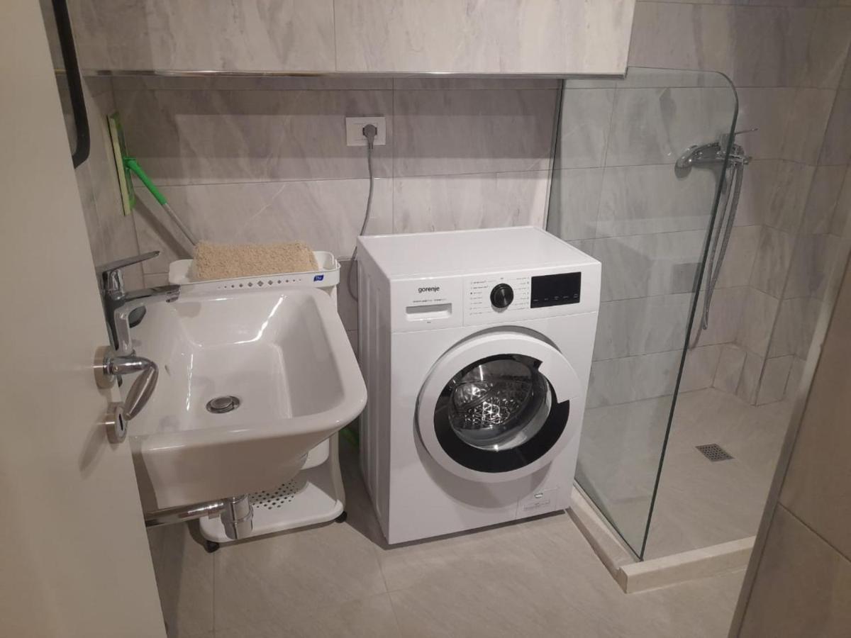 Saranda Beach Apartment エクステリア 写真