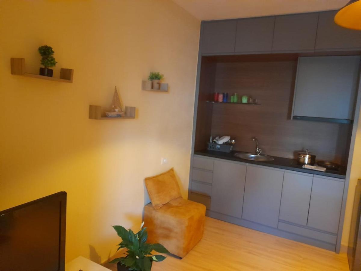 Saranda Beach Apartment エクステリア 写真